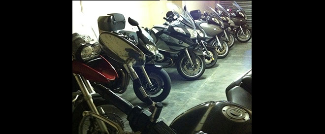 Garage moto Photo du garage moto